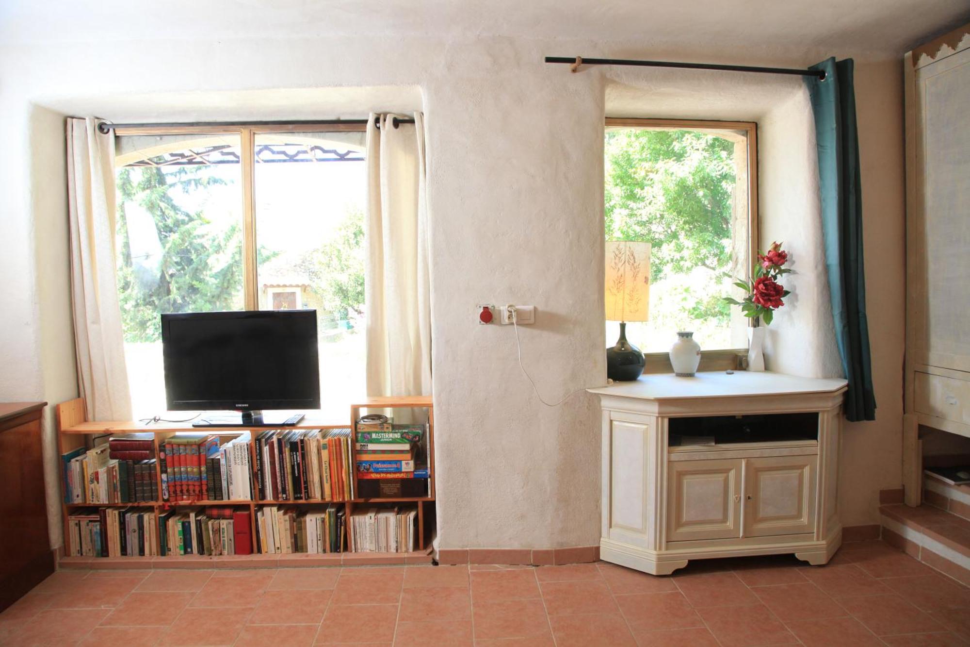 Appartement Avec Grande Terrasse Privative En Parc Regional Du Verdon Puimoisson Экстерьер фото